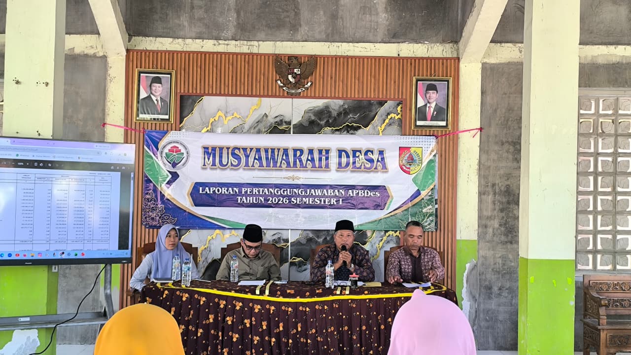wujud-tranparansi-dan-akuntabilitas-pemdes-dukuhdempok-memenuhi-kwajiban-lpj-apbdesa-tahun-2026-semester-1-20260727