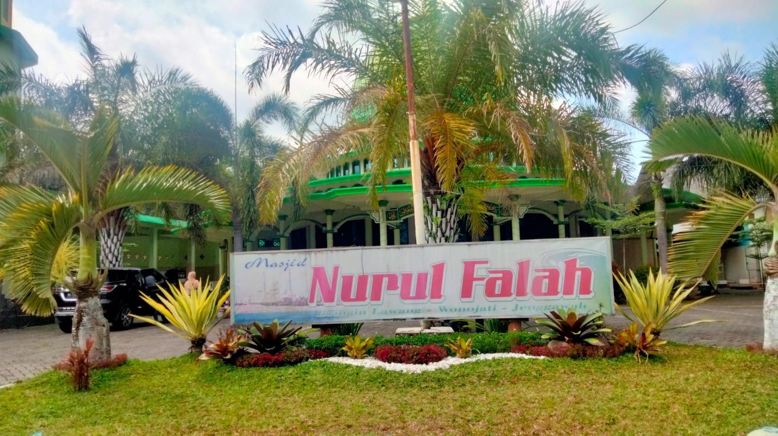masjid-nurul-falah